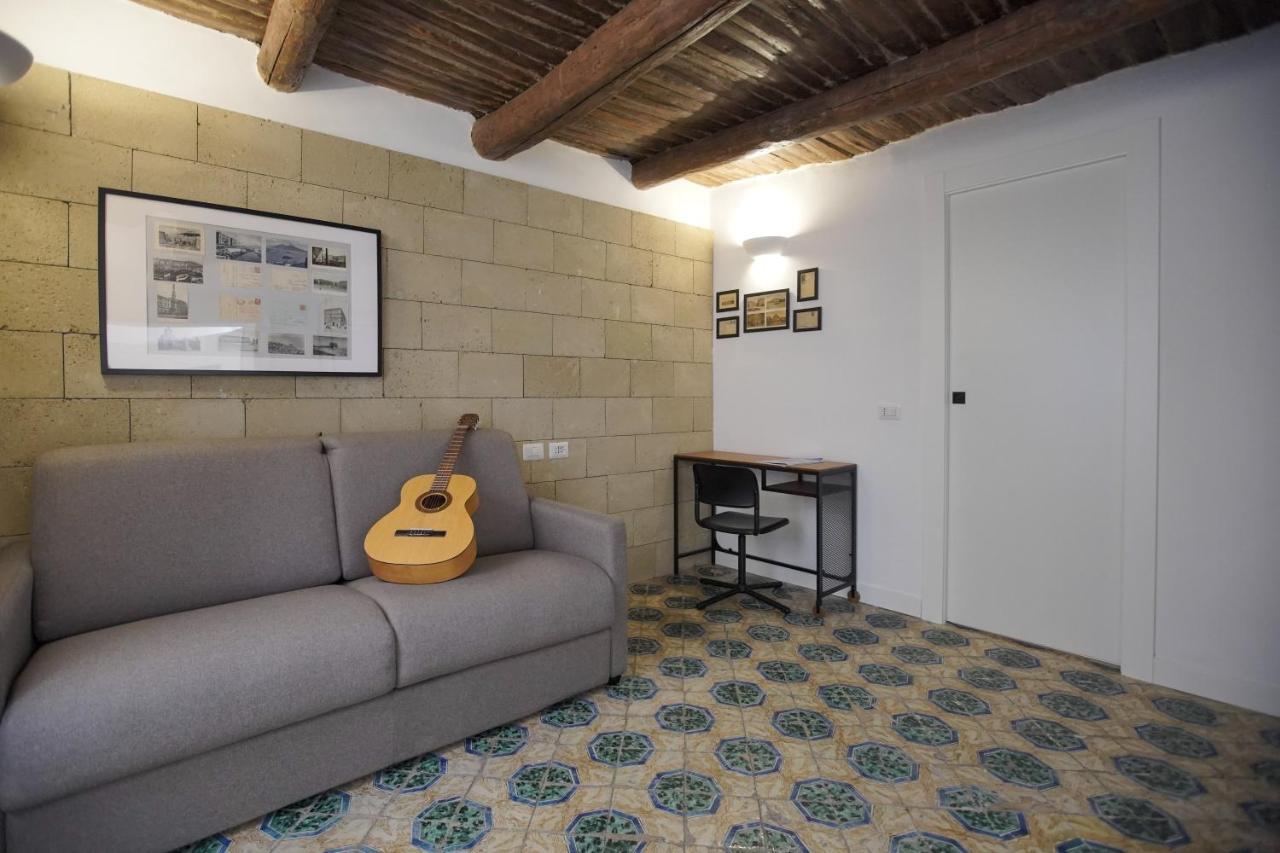 Cartoline Di Napoli Hotel Екстериор снимка